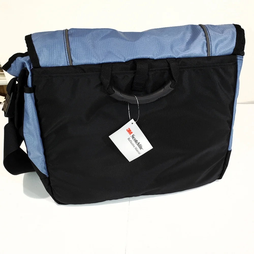 LL Bean Black Blue Nylon Messenger Computer Bag Flap Embroidered Univ. Of CT NWT